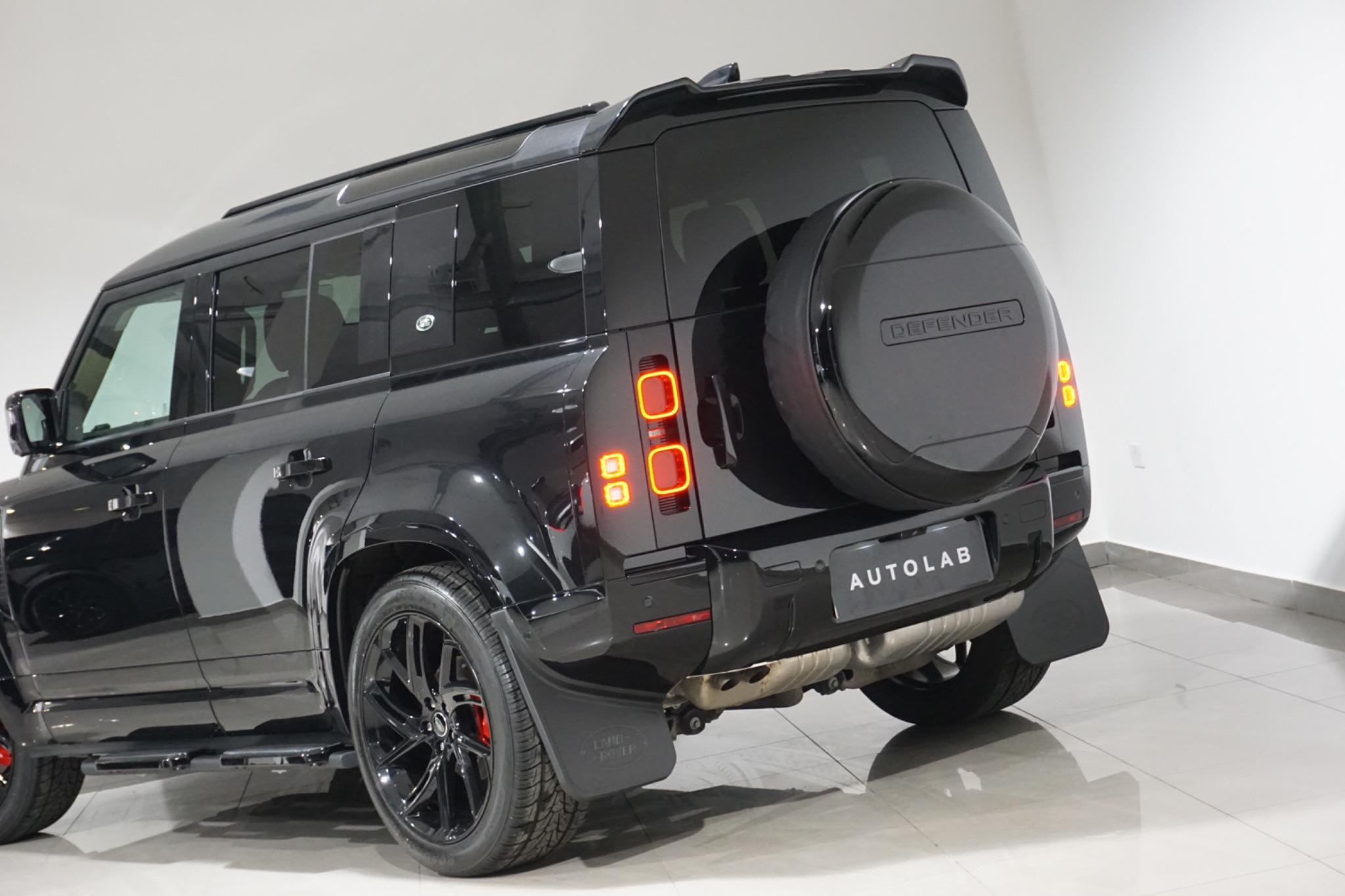 Land Rover Defender 110 3.0 D250 MHEV XS Edition Auto 4WD Euro 6 (s/s) 5dr